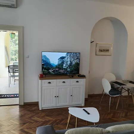 Marko Apartment